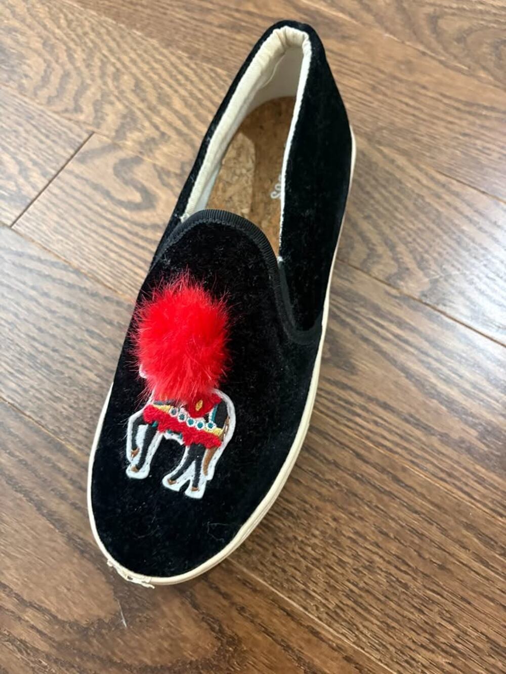 Soludos Black Velvet Embroidered Llama Smoking Slippers Women's 9